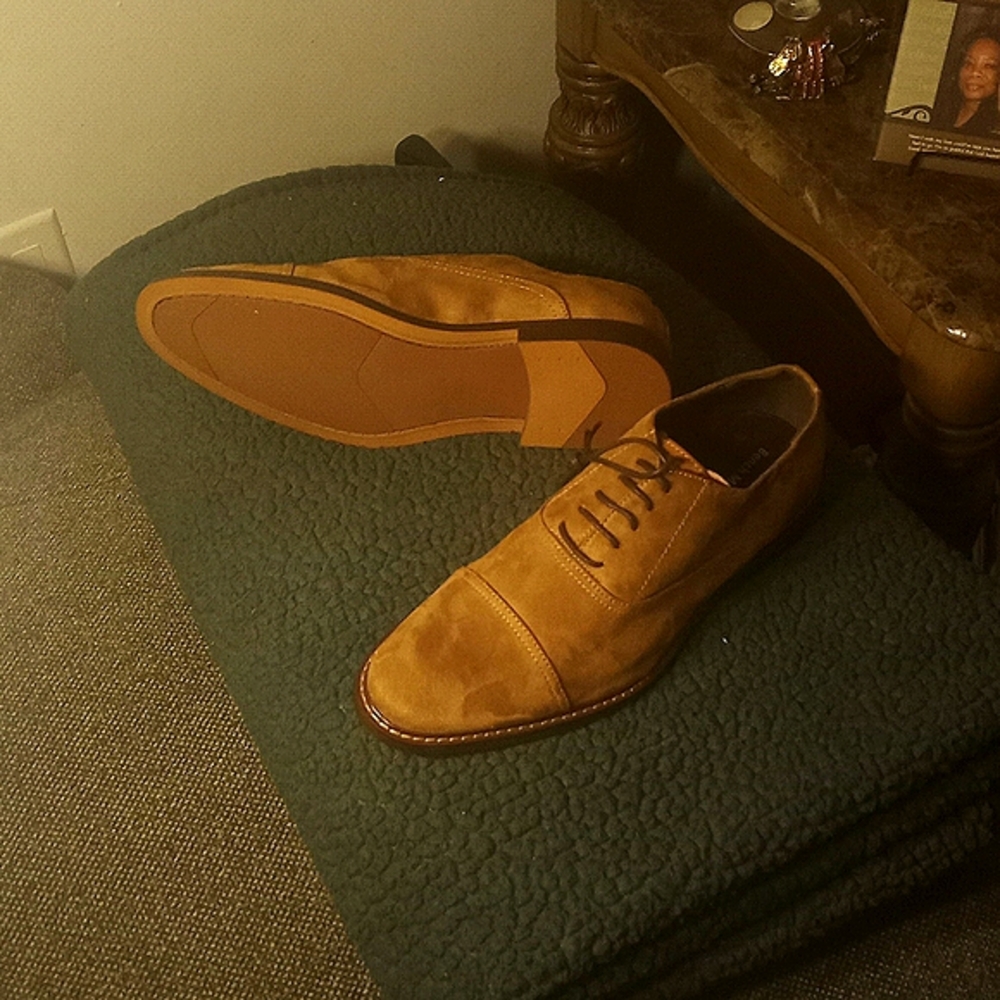 Bench Mark shoes - Picture 3 of 3